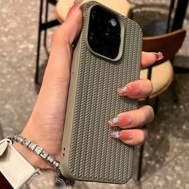 Woven Wonder Case