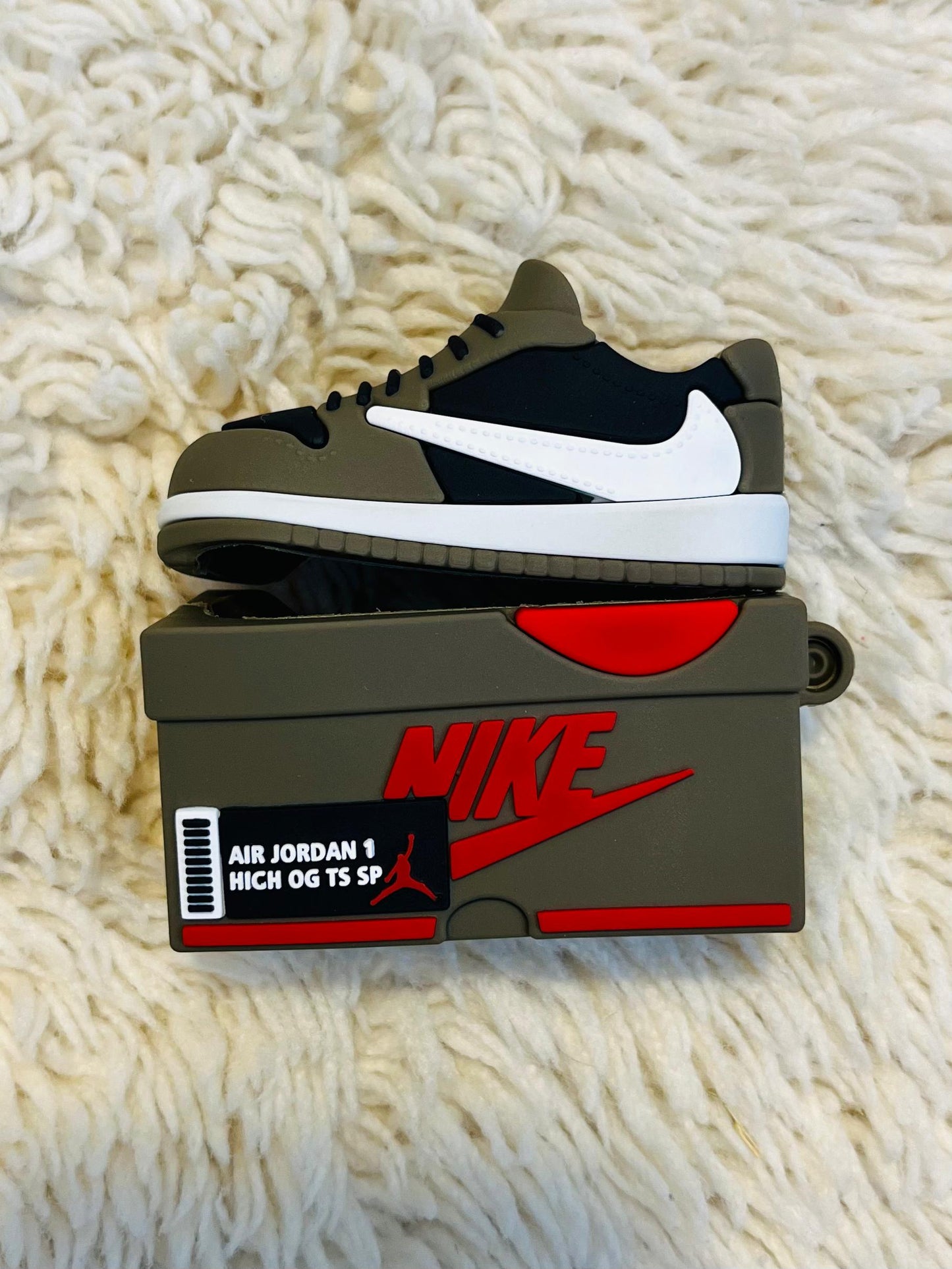 Cool Sneaker Style Airpods Cases