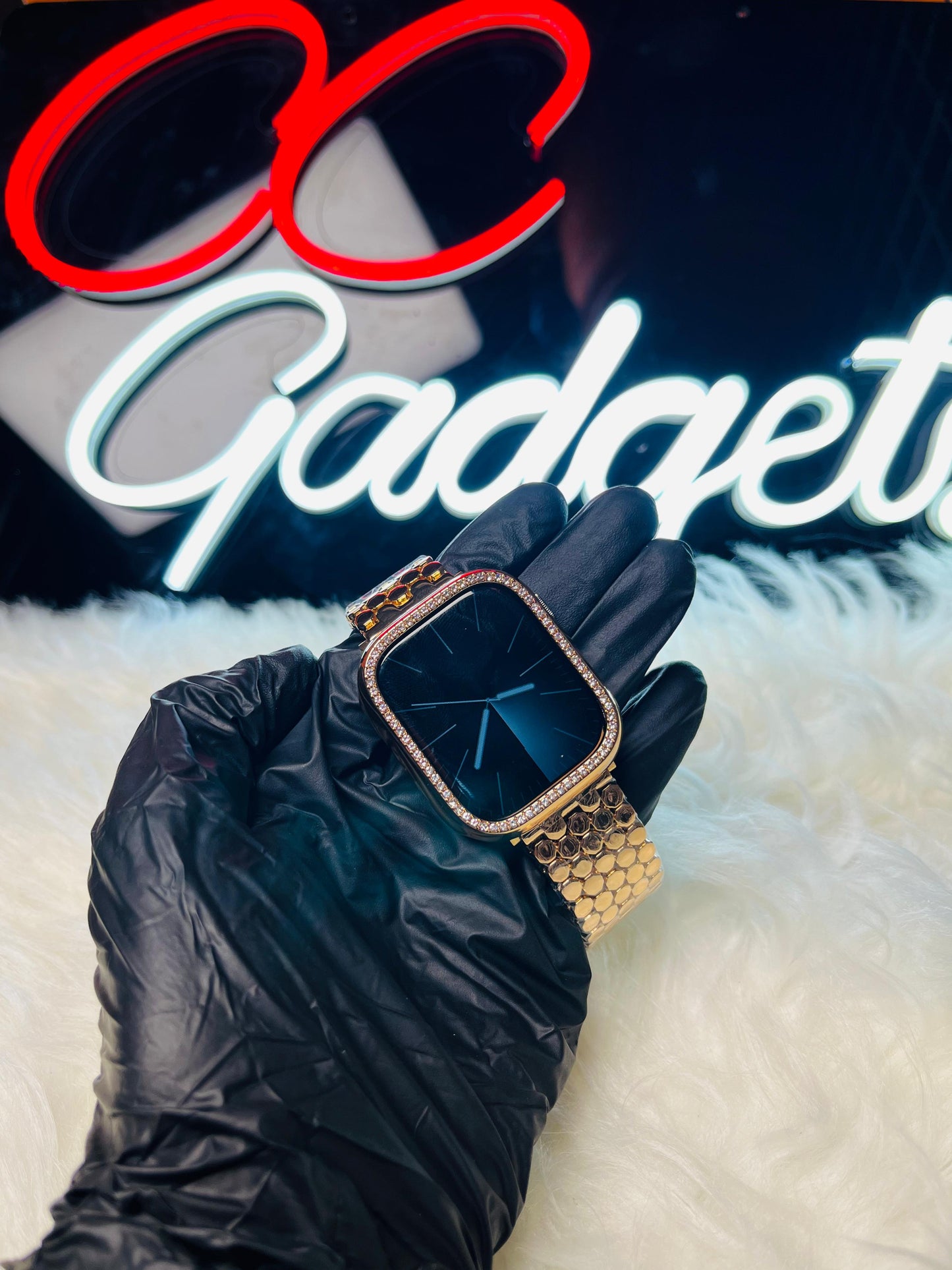 Watch 10 Fish Eye Smart Watch β Chain Strap & Smart Features