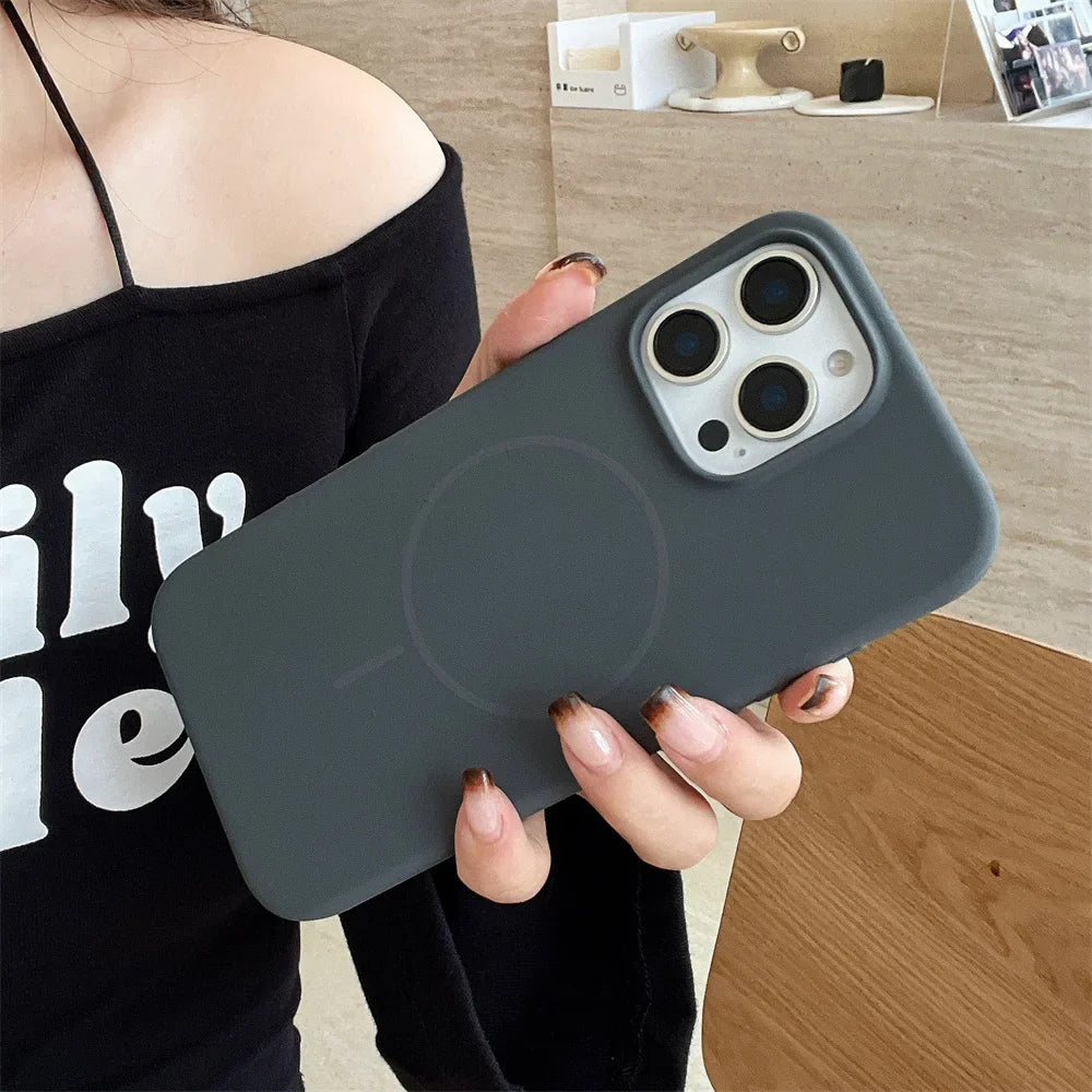 Silicon MagSafe Case – Premium Matte iPhone Protection