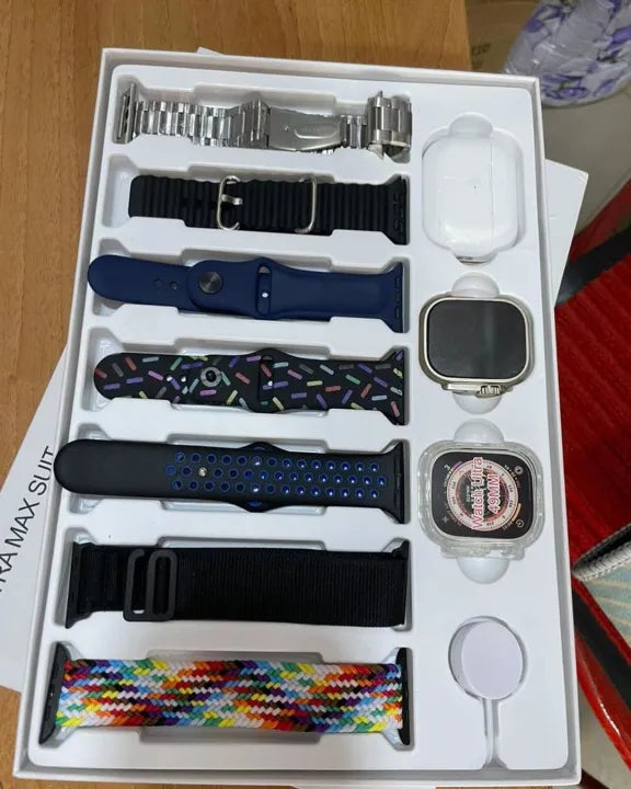 I20 Ultra Smart Watch With Earbuds And 7 Straps