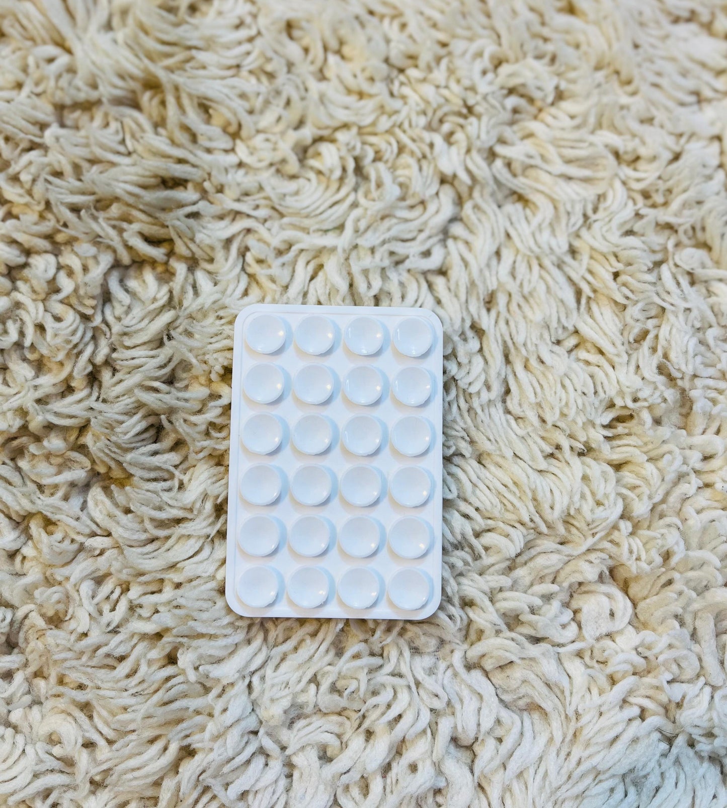Magic Suction Pad For Mobile Phones