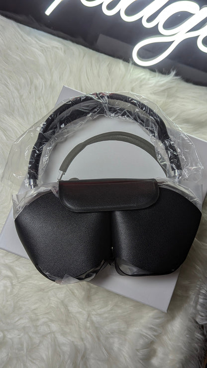 AirPods Max Headphones – Wireless Over-Ear with 40mm Drivers